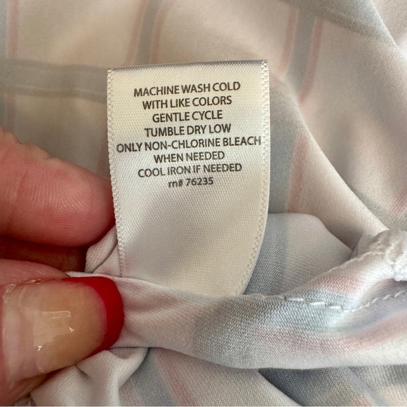 Lillie Green - Red, White, Blue, and Black Checkered Sleeveless Polo Top Size: L - Picture 5 of 5